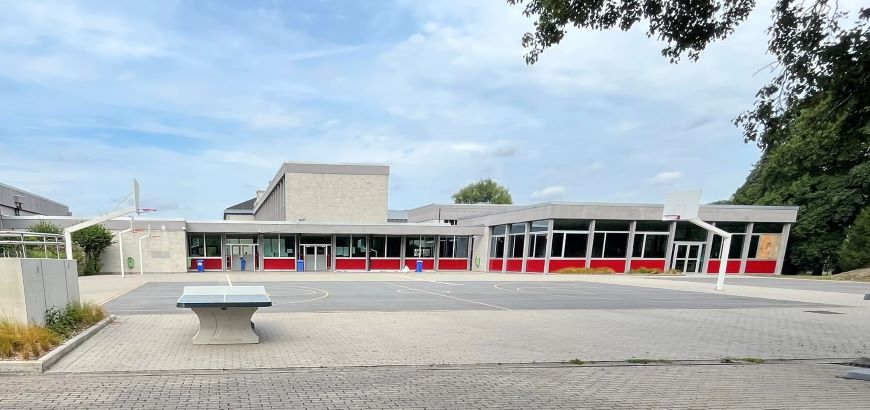 Visite virtuelle à 360 degrés du Lycée Charles Plisnier à Saint-Ghislain