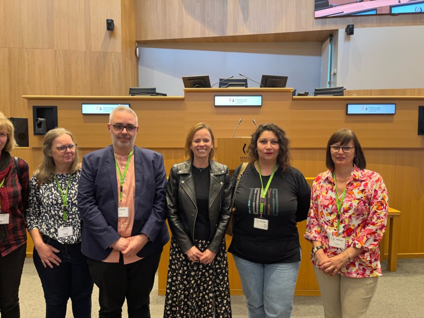 Visite du Parlement de la Fédération Wallonie-Bruxelles et rencontre avec Madame Caroline Désir, Ministre de l'Education